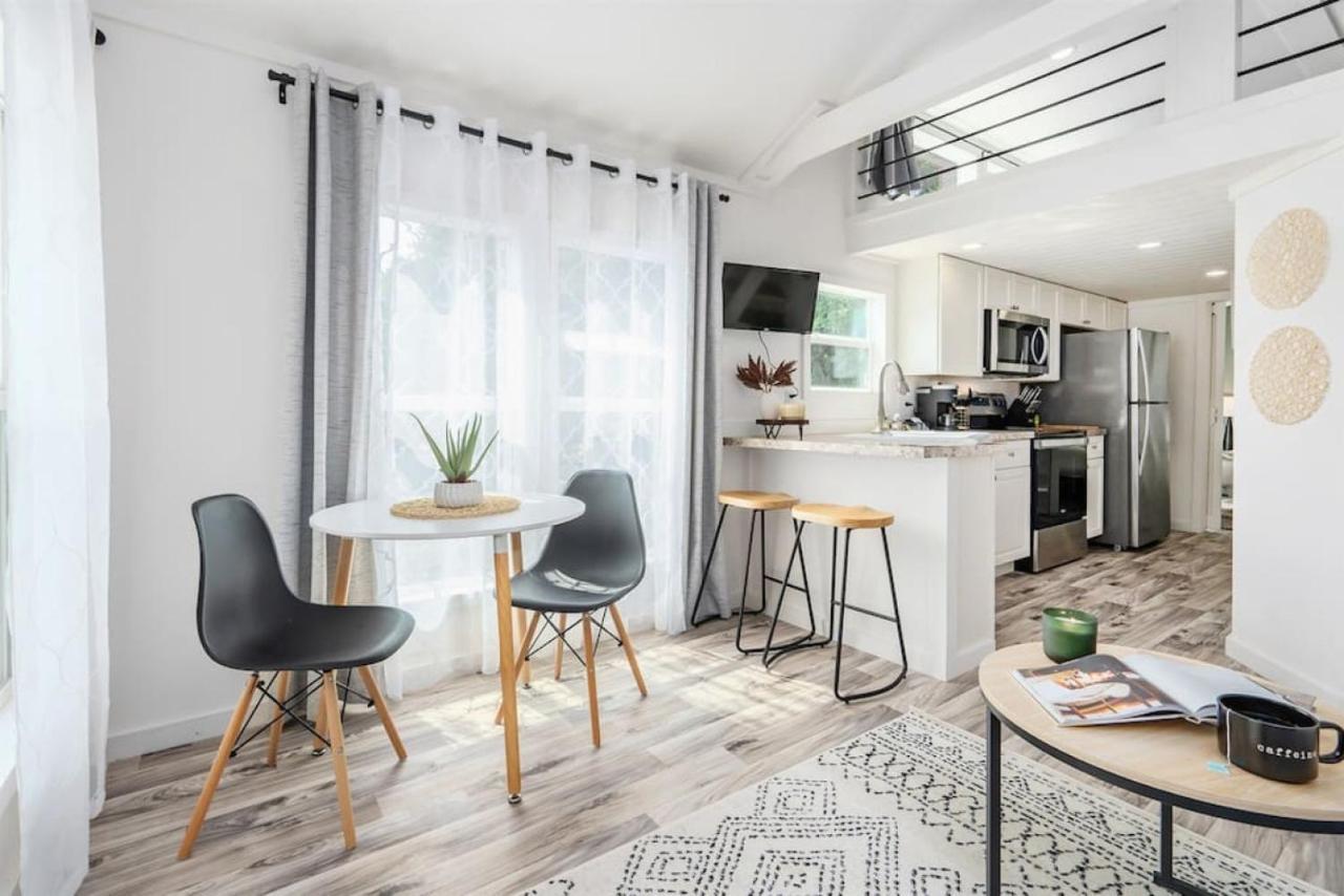Luxury Tiny House Mins To Lake, Downtown Boat Parking Appartement *